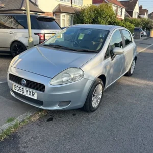 Fiat Grande Punto Hatchback 2006 Manual 5-door - Image 2