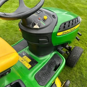 John Deere x155r ride on mower - Image 8