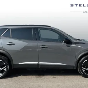 2023 Peugeot 2008 1.2 PureTech Allure SUV 5-door manual - Image 2