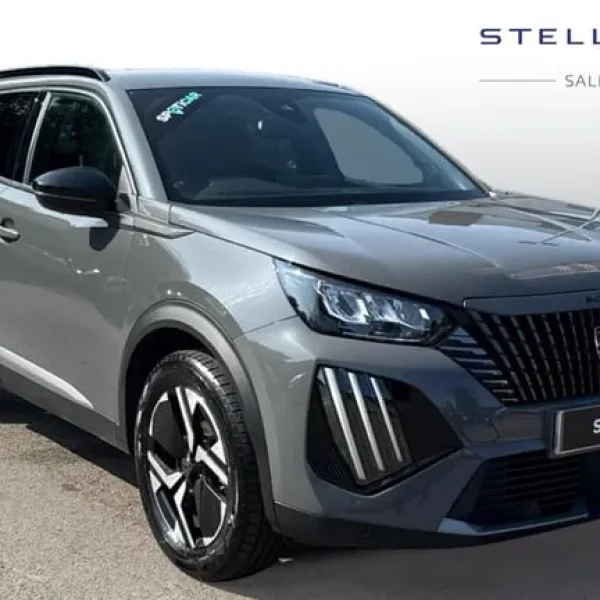 2023 Peugeot 2008 1.2 PureTech Allure SUV 5-door manual