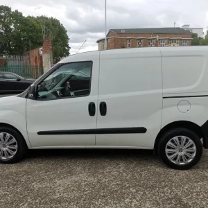 2019 Vauxhall Combo 2300 1.3 CDTI 16V 95ps H1 Crew Van Euro 6 Panel Van Diesel Manual - Image 8