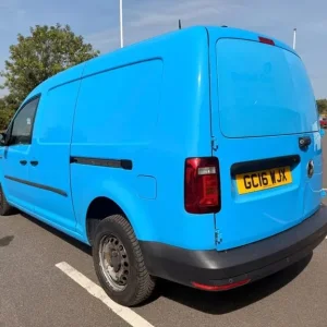 2016 Volkswagen Caddy Maxi 2.0 TDI C20 BlueMotion Tech Startline Panel Van - Image 6