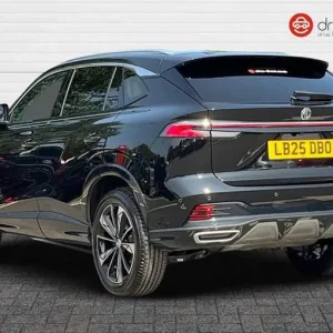 2025 MG HS 1.5 T-GDI Trophy SUV 5-door Petrol DCT - Image 5