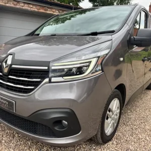RENAULT TRAFIC 2.0 LL30 ENERGY dCi 145 Sport MY19 2020 - Image 5