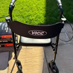 Mobility walker with wheels - Image 2