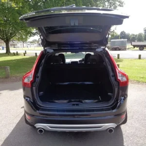 2012 Volvo XC60 D5 R-Design Estate - Image 8