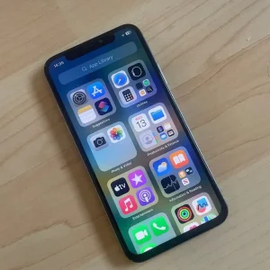 iPhone X 64GB unlocked - Image 3