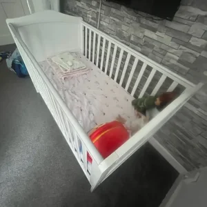 Nested baby cot - Image 3