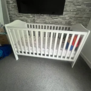 Nested baby cot - Image 4