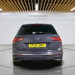 2022 Volkswagen Tiguan 1.5 TSI Life Estate Petrol Manual - Image 7