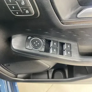 Ford Kuga 2.5 PHEV Vignale 5dr CVT Petrol/Electric Hybrid - Image 6