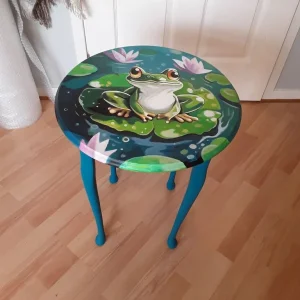Hand painted side table - Image 5