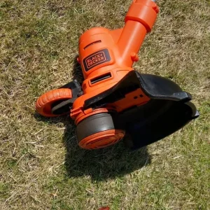 Black & Decker Strimmer - Image 2