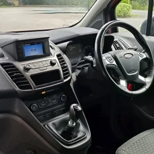 Ford Tourneo Connect EcoBlue Zetec MPV Diesel Manual - Image 2