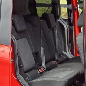 Ford Tourneo Connect EcoBlue Zetec MPV Diesel Manual - Image 5