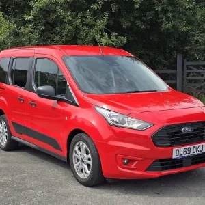 Ford Tourneo Connect EcoBlue Zetec MPV Diesel Manual - Image 7