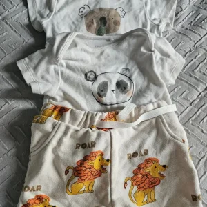 Baby boys clothes 3-6 months bundle - Image 3