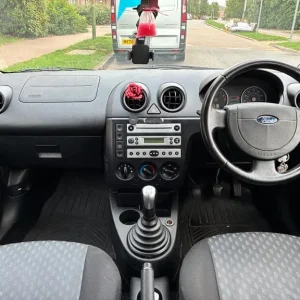 Ford Fiesta Hatchback 2005 Manual 1.4L 3-door - Image 7