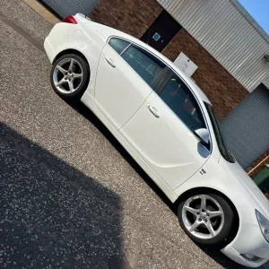 2013 Vauxhall Insignia hatchback - Image 3