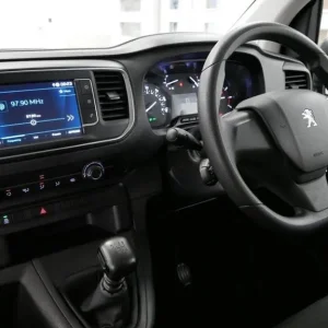 73 Plate Peugeot Expert 2.0 Bluehdi 145 Long Professional Premium Crewcab - Image 5