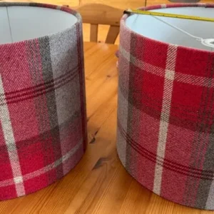 4 Red Balmoral tartan lampshades and 4 cushion covers - Image 3
