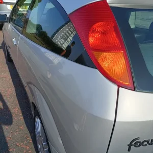 2003 Ford Focus ST170 3-door hatchback - Image 5