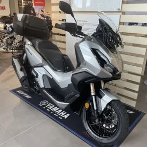 2023 Honda ADV350 Silver with Genuine Top Case - Image 2