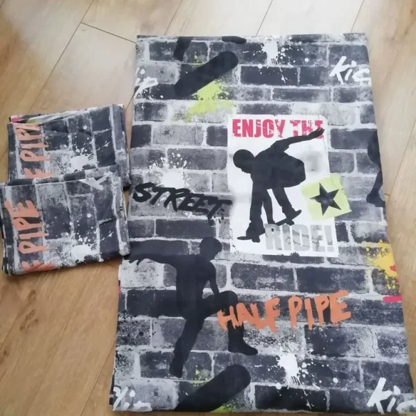Skateboard Tricks Single Duvet Set and Lined Curtains
