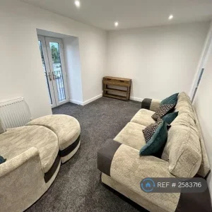 1 bedroom flat in Shakespeare Road, Dunblane, Stirling - Image 2