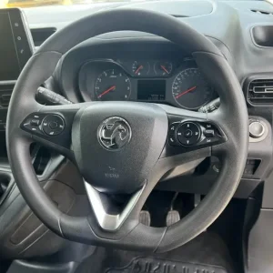 2020 Vauxhall Combo 2300 1.5 Turbo D 100ps H1 Sportive Van Panel Van Diesel Manual - Image 4