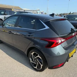 2022 Hyundai i20 1.0 T-GDi MHEV Premium Hatchback - Image 4