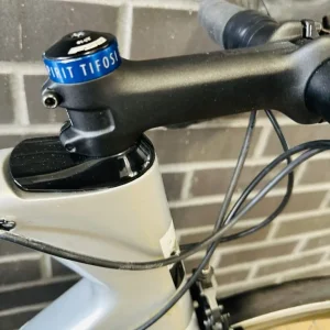 Carbon TIFFOSI Road Bike with DURA ACE Wheels – Size/L Dura Ace, Ultegra, Showroom Condition - Image 5