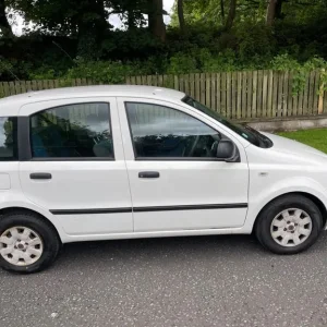 2010 Fiat Panda 1.2 Dynamic ECO 5-door Hatchback - Image 8