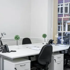 Private Serviced Offices: 4 to 90 Desks Available - Image 3