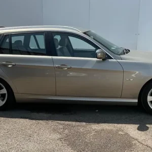 2012 BMW 3 Series 318D Exclusive Edition Touring 5-Door Diesel - Image 4
