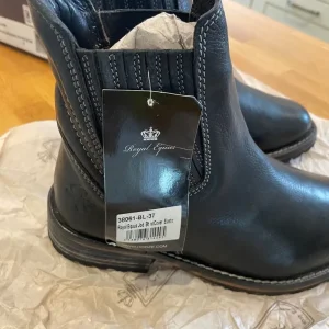 Royal Equus leather ladies’ riding ankle boots size UK 4.5 - Image 3