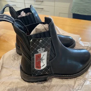 Royal Equus leather ladies’ riding ankle boots size UK 4.5