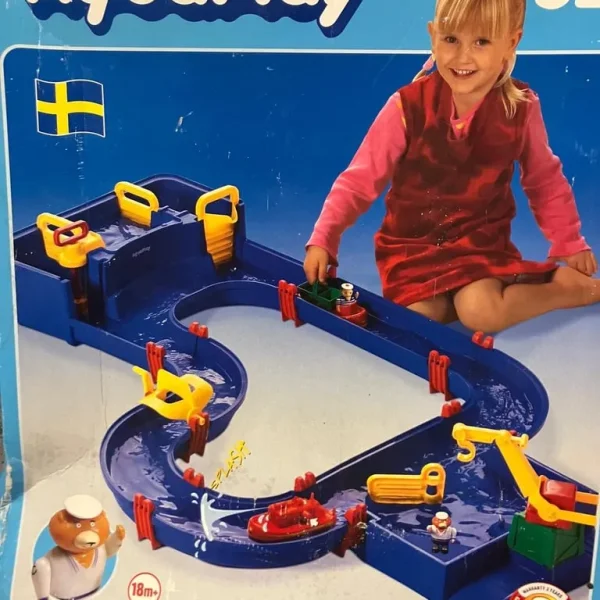 Water Play Set with Crane and Boats