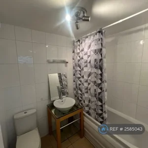 1 bedroom flat in Hamilton Court, Seaton, East Devon - Image 5