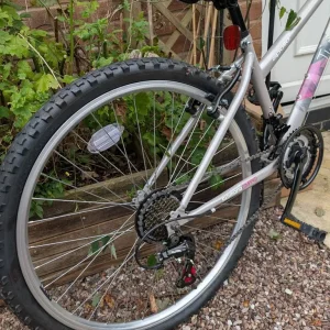 Apollo twilight assembled bike - Image 6