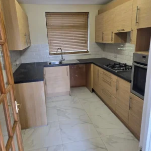 4 Bedroom House - Image 5