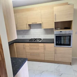 4 Bedroom House - Image 6