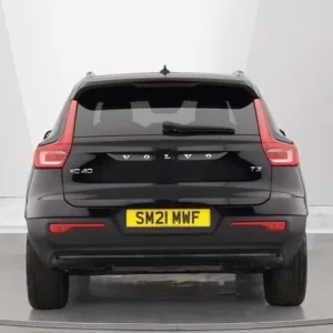 2021 Volvo XC40 T3 R-Design Manual Estate Petrol with Climate Pack and Navigation - Image 7