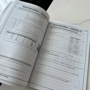 GCSE Science revision books and test books - Image 3