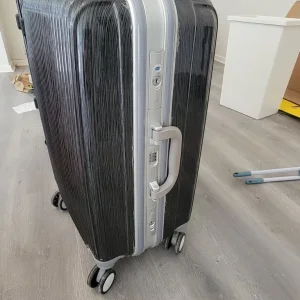 4 suitcases, various sizes - Image 7