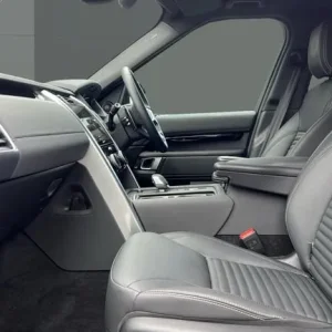 2025 Land Rover Discovery 3.0 D350 S 5dr Auto Diesel Station Wagon - Image 3