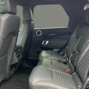 2025 Land Rover Discovery 3.0 D350 S 5dr Auto Diesel Station Wagon - Image 4