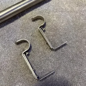 Curtain Pole with brackets - 200 cm long - Image 2