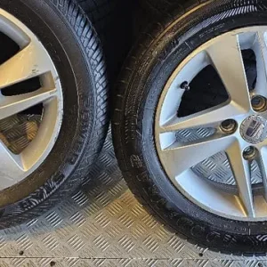 Seat 14-inch alloy wheels with 4 tyres - Image 4