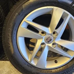 Seat 14-inch alloy wheels with 4 tyres - Image 6